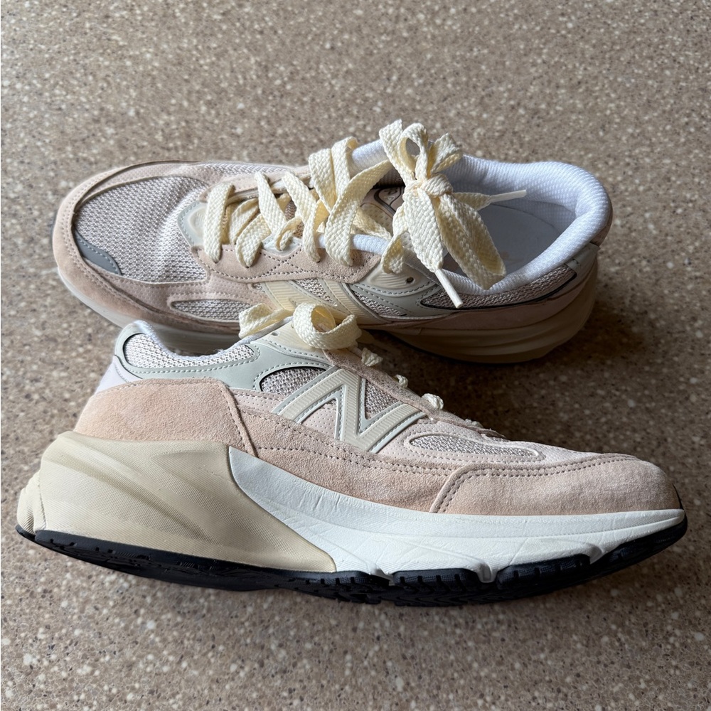 New Balance 530 Light pink sneakers